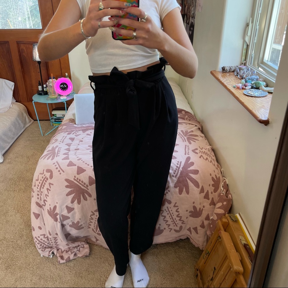 Boohoo black straight leg paperbag pants